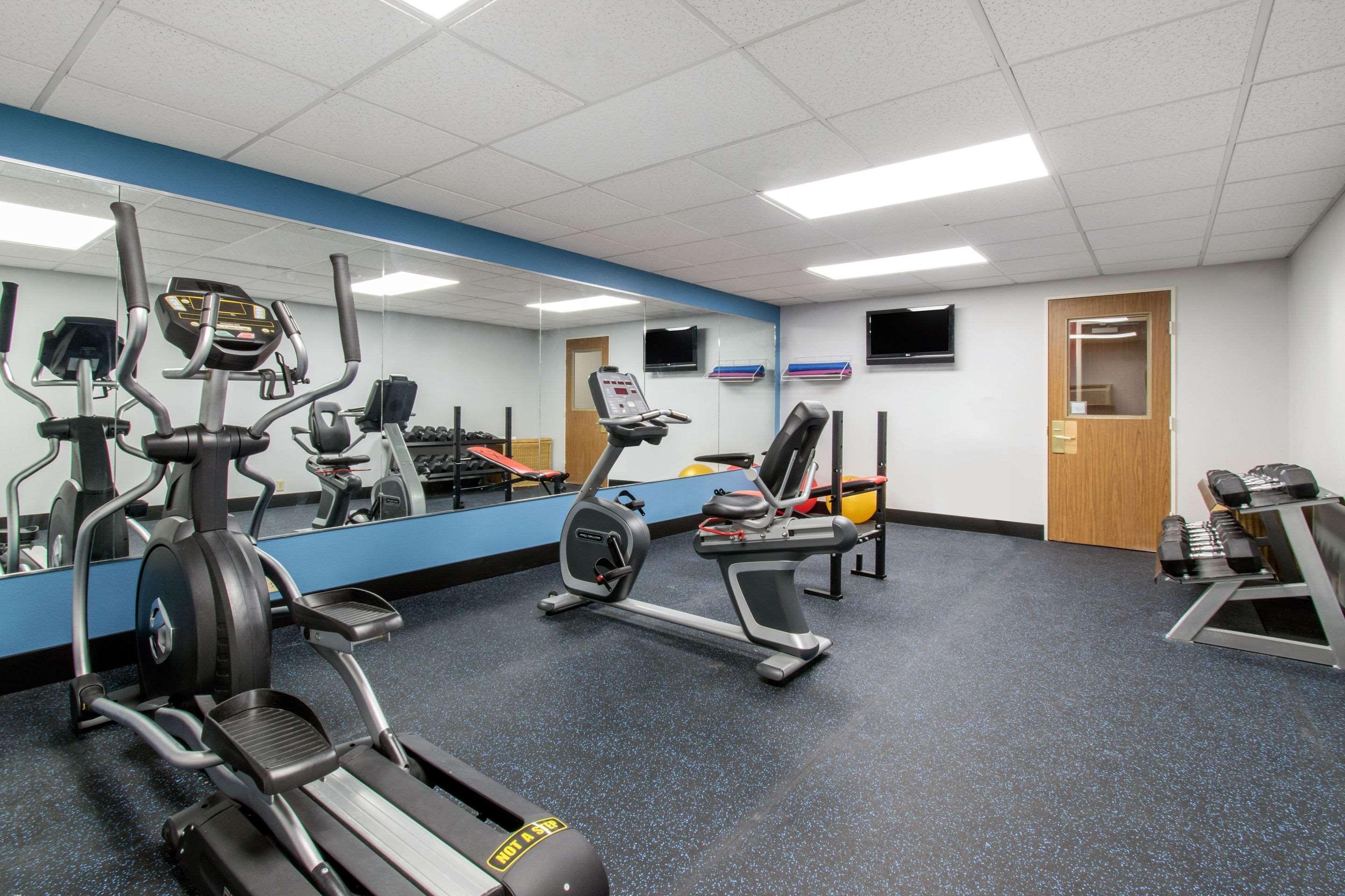 Hawthorn Extended Stay By Wyndham Chambersburg Εξωτερικό φωτογραφία