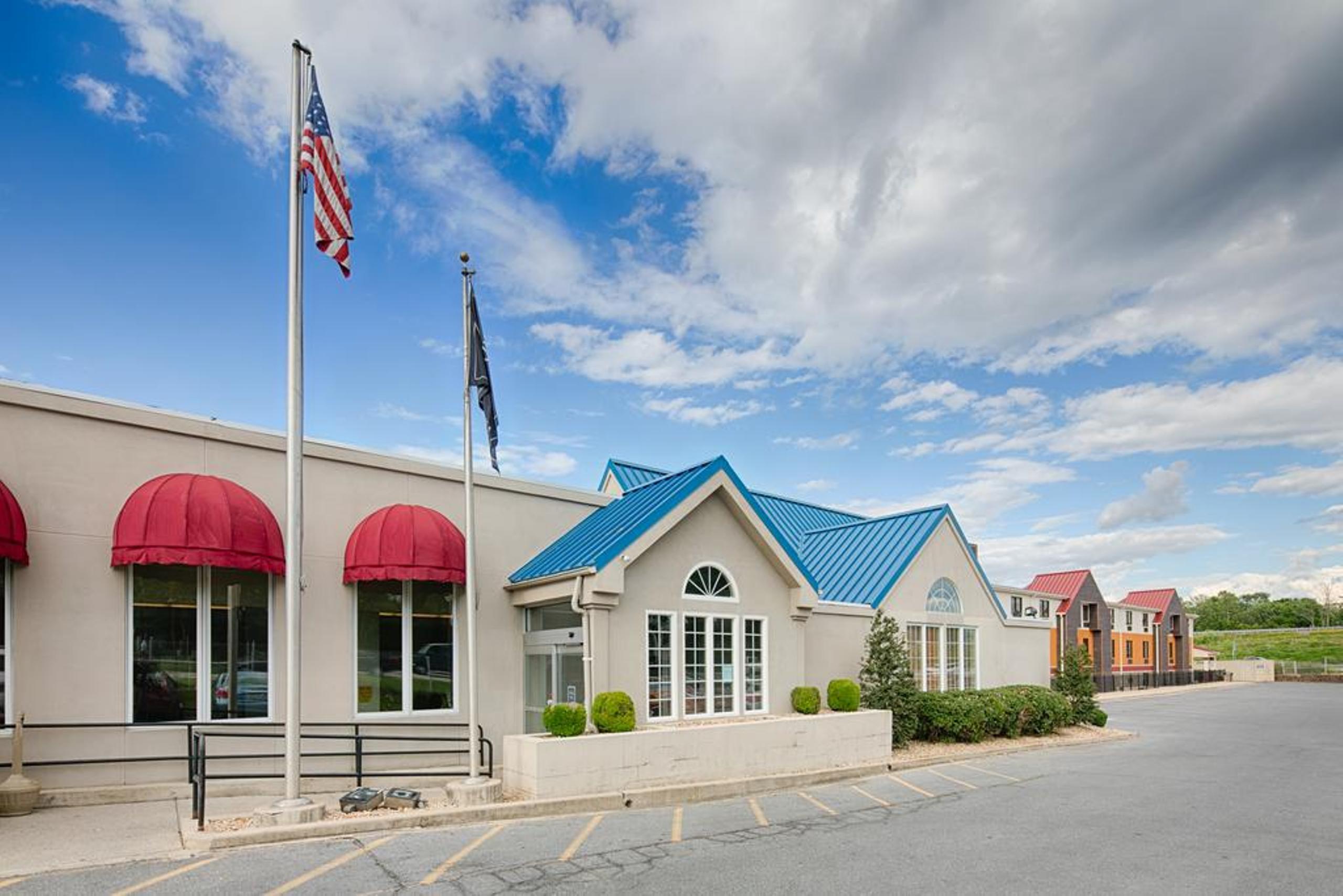Hawthorn Extended Stay By Wyndham Chambersburg Εξωτερικό φωτογραφία