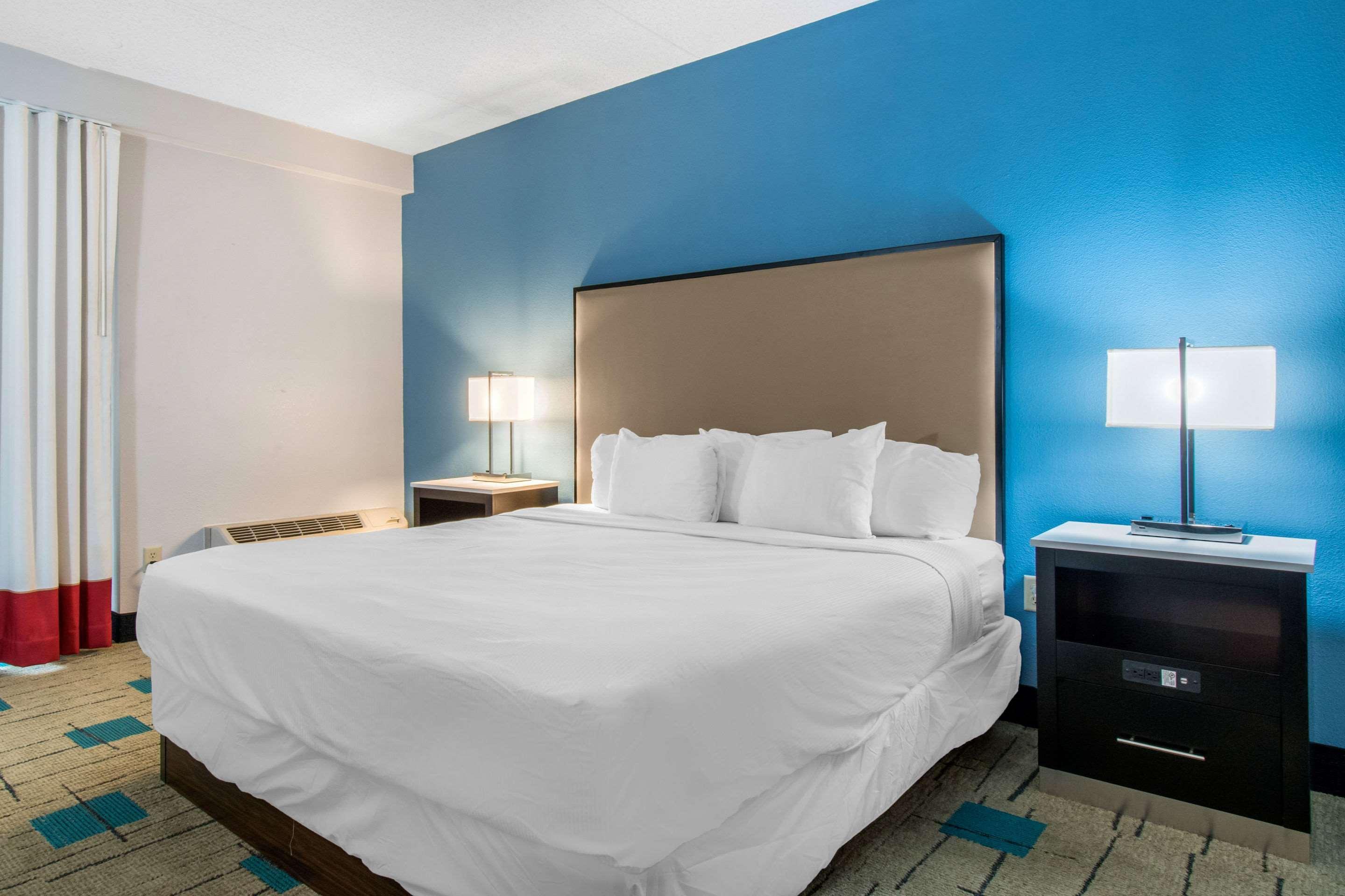 Hawthorn Extended Stay By Wyndham Chambersburg Εξωτερικό φωτογραφία