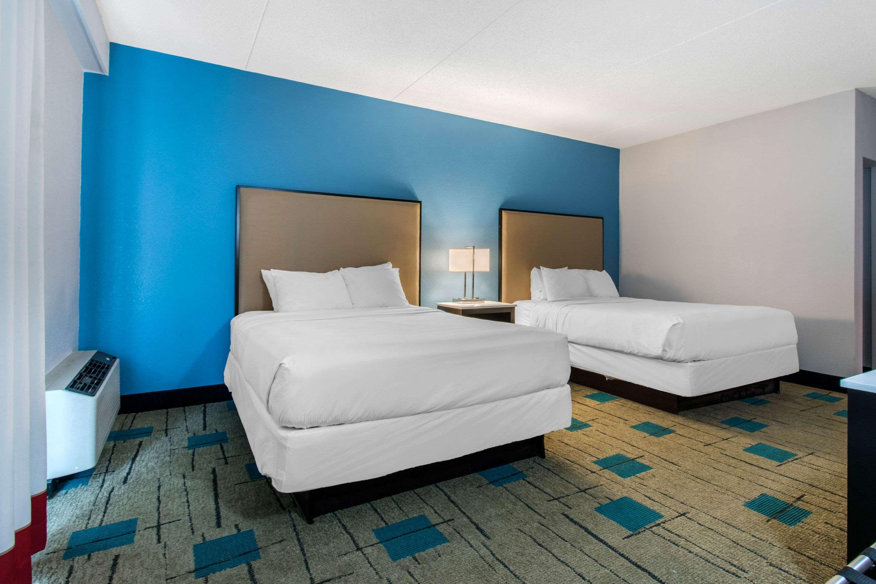 Hawthorn Extended Stay By Wyndham Chambersburg Εξωτερικό φωτογραφία