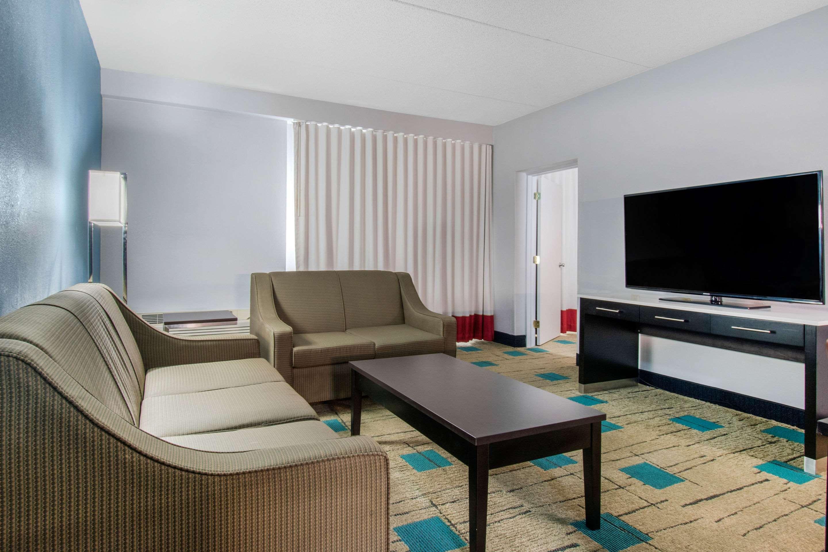 Hawthorn Extended Stay By Wyndham Chambersburg Εξωτερικό φωτογραφία