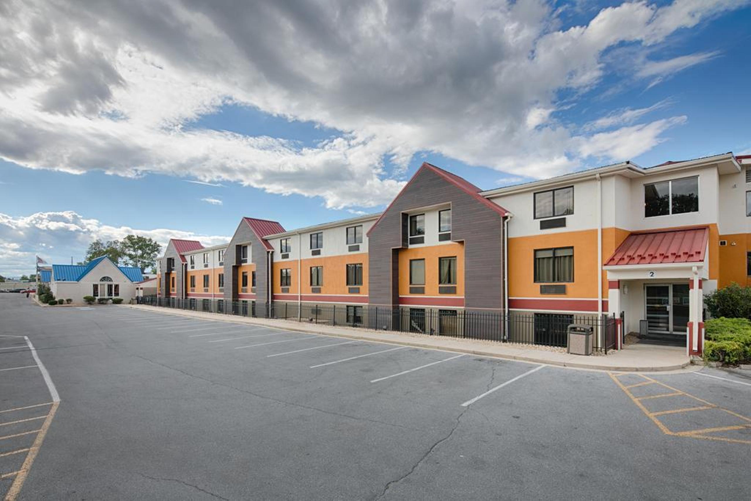 Hawthorn Extended Stay By Wyndham Chambersburg Εξωτερικό φωτογραφία