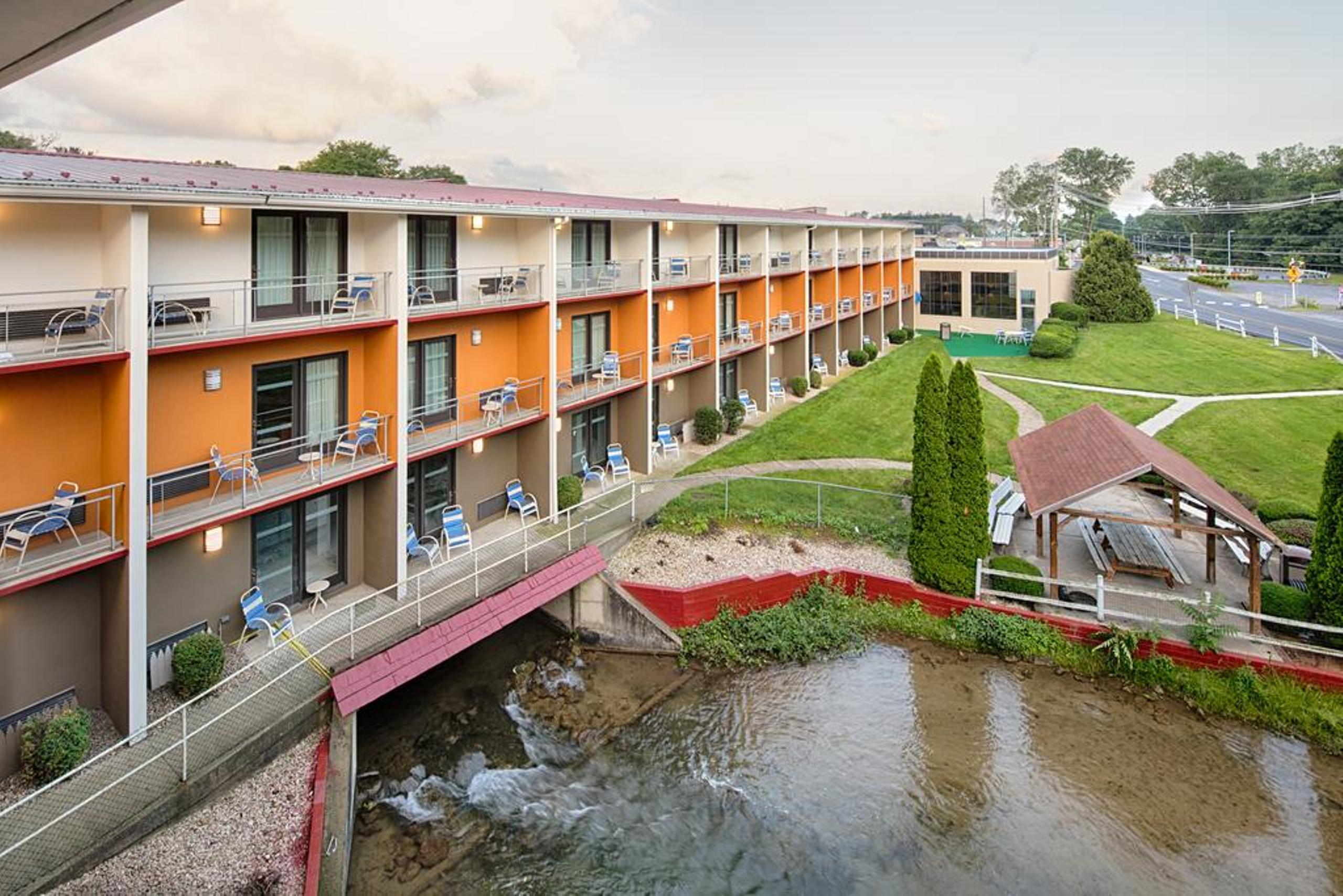 Hawthorn Extended Stay By Wyndham Chambersburg Εξωτερικό φωτογραφία